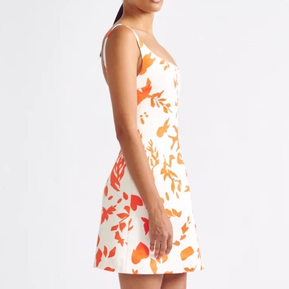 BRAND NEW JESSICA HOWARD SLEEVELESS ROUNDNECK SILK DRESS